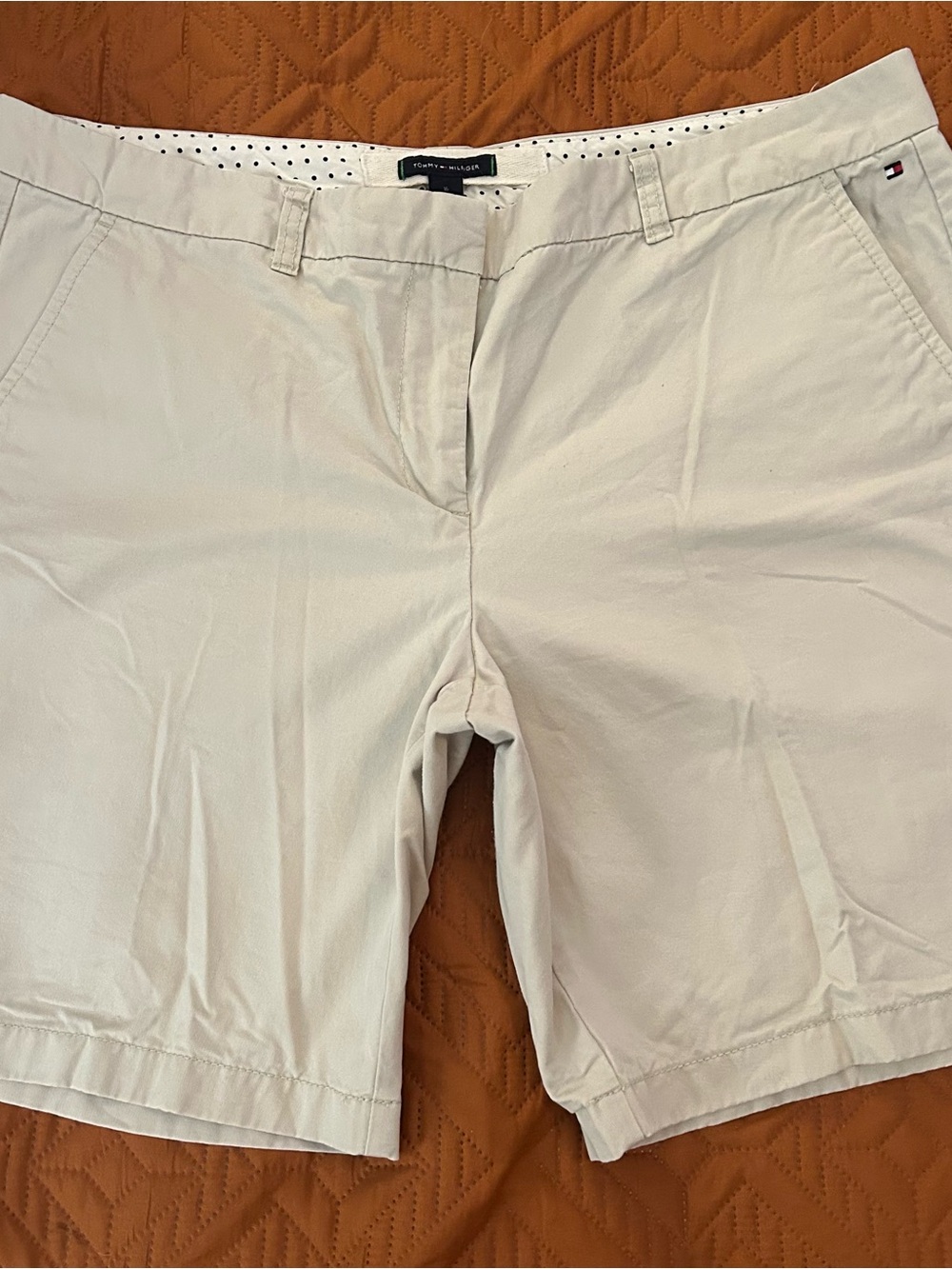 Tommy Hilfiger Women's Cream Chino Bermuda Shorts